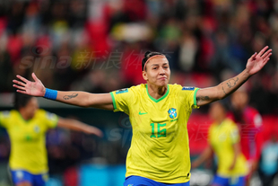 球报：特林康与葡萄牙体育续约谈判遇阻，经济要求成主要障碍（《球报》：特林康与葡萄牙体育续约谈判受阻，财务条件成最大阻碍）