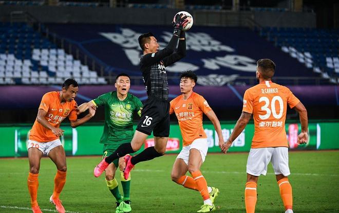 英格拉姆连场拉胯，布伦森18+6+7唐斯22分，尼克斯送猛龙交手9连败（英格拉姆连场低迷，布伦森18+6+7、唐斯22分，尼克斯再送猛龙交手9连败）