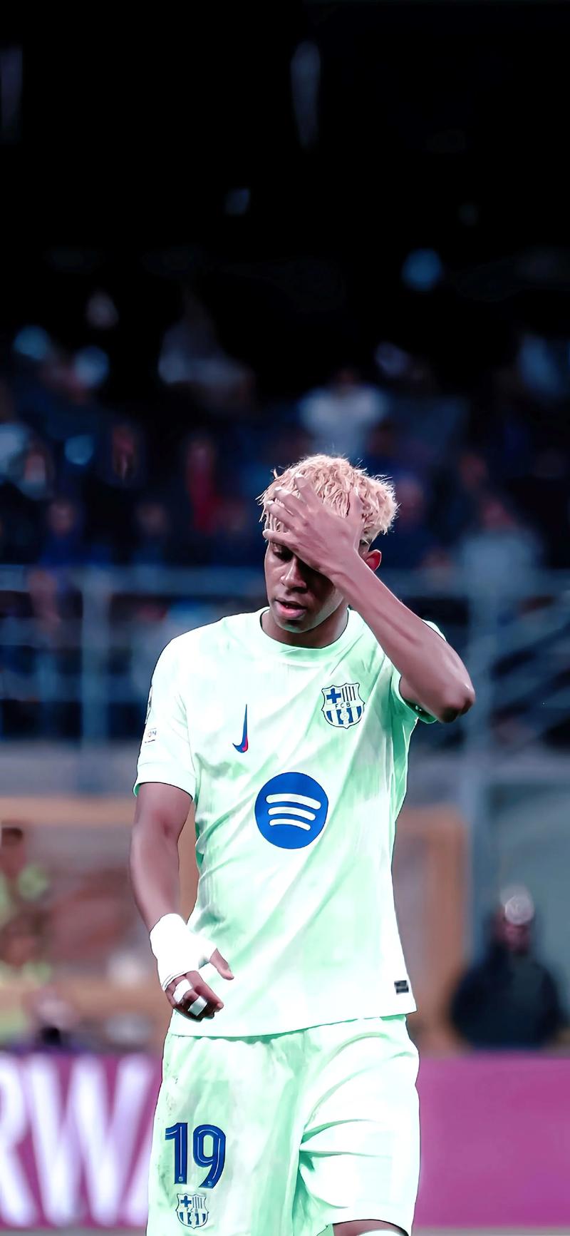 阿斯报：塞维利亚出售升温已超3亿估值，多家外国财团参与争抢（《阿斯》：塞维利亚出售升温，估值破3亿，多家海外财团竞逐）