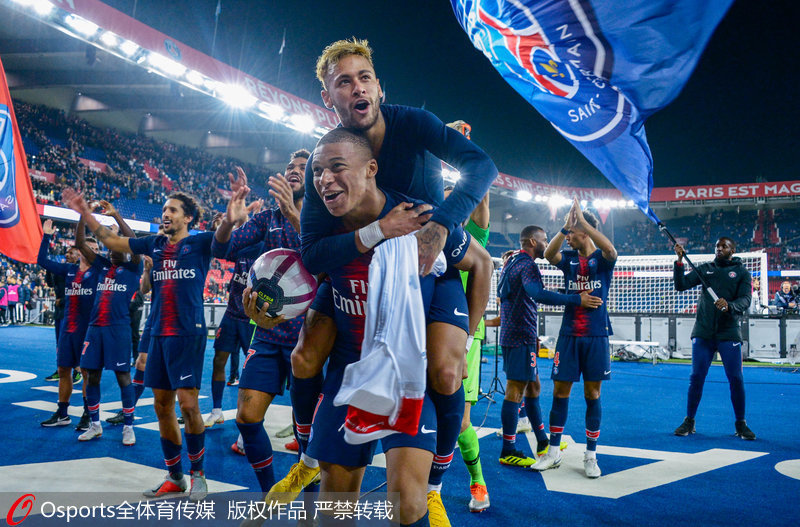 帕福斯前锋：大卫-路易斯的技术没下降，是许多队友的导师（帕福斯队前锋：大卫-路易斯技术未下滑，是许多队友的导师）