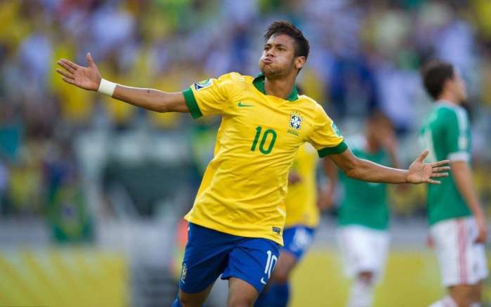 穆帅：非五大联赛球队如今不会赢欧冠，上次还是我带的波尔图（穆里尼奥：当下五大联赛之外难夺欧冠，上一次还是我率波尔图登顶）